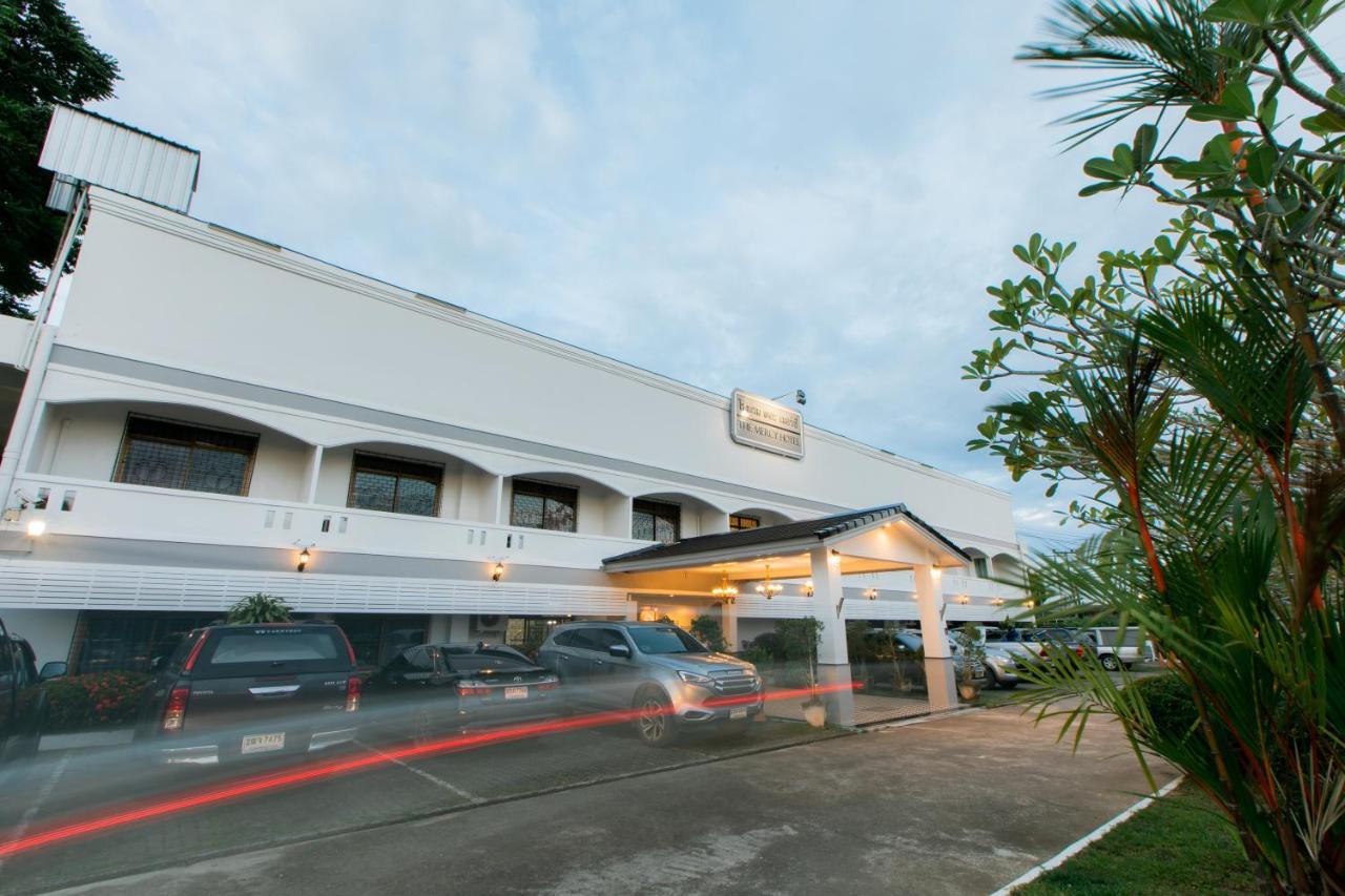โรงแรม เดอะ เมอร์ซีย์ ชุมพร ภายนอก รูปภาพ