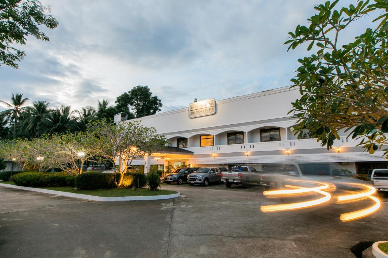 โรงแรม เดอะ เมอร์ซีย์ ชุมพร ภายนอก รูปภาพ